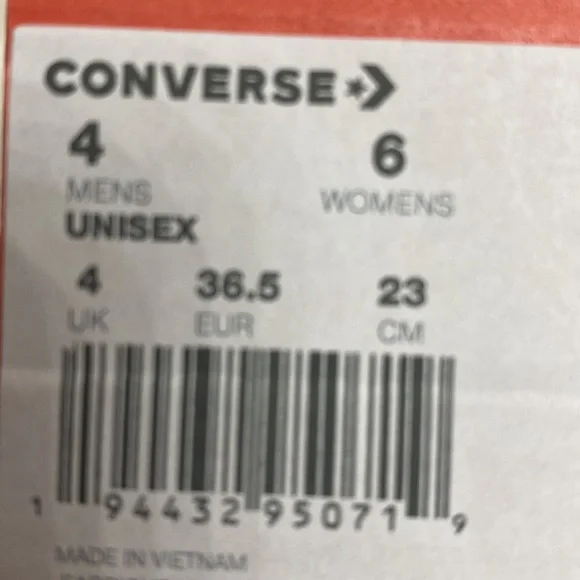 CONVERSE CHUCK 70 OX BRAND NEW - Picture 8 of 8